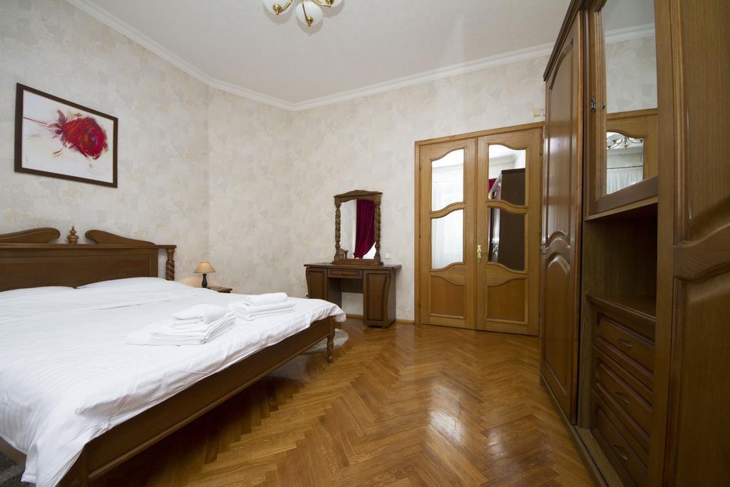 Apartment Arena City Kyiv Exterior photo